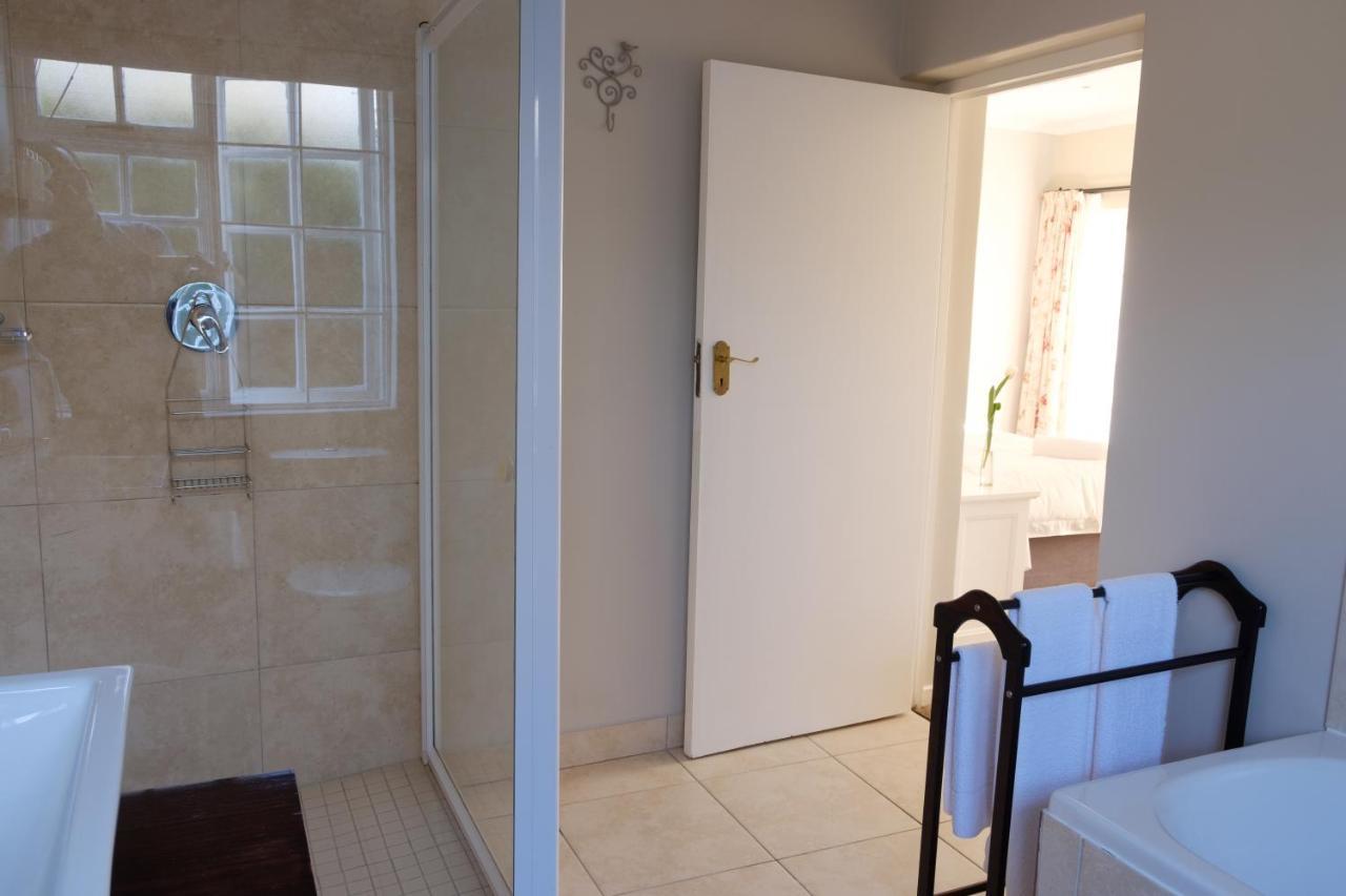 Constantia White Lodge Guest House Cape Town Luaran gambar
